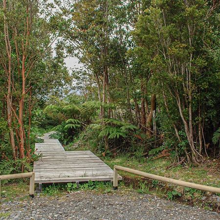 Chucao Bosque Y Cabanas Chaiten Exterior photo
